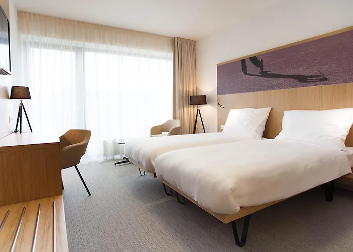 Hotel S-port Veska 3*